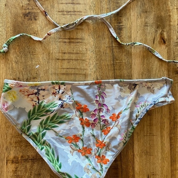 Rachel Roy shiny silver gray metallic triangle bikini 2 piece floral set nwot - Picture 3 of 8